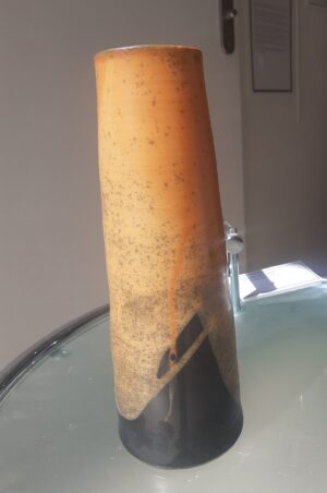 Vase tube MM sigillée noir et orange